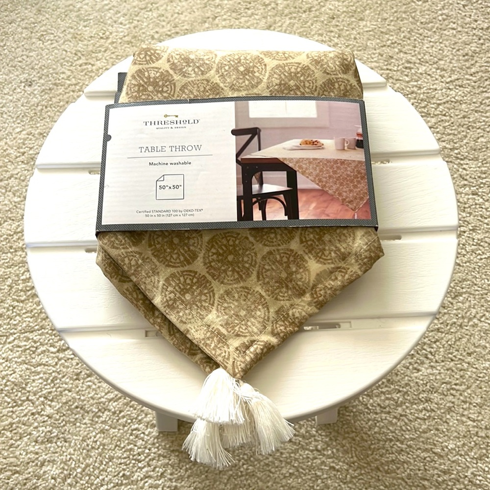 Table Throw